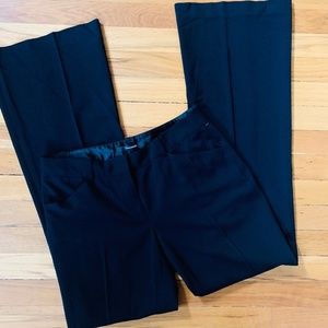 Tahari Black pants sz 4 Poly/rayon blend